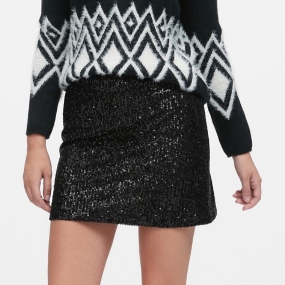 NWT Banana Republic Black Sequin Mini Skirt